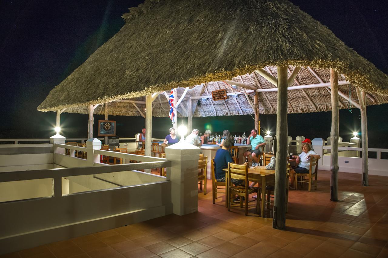 The Crimson Orchid Inn At Orchid Bay 산페르난도 외부 사진